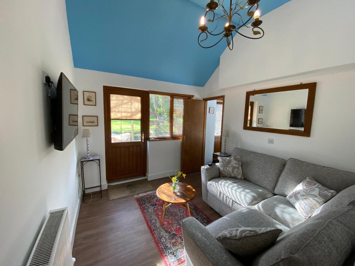 Newton Farmhouse Whiteparish Bagian luar foto