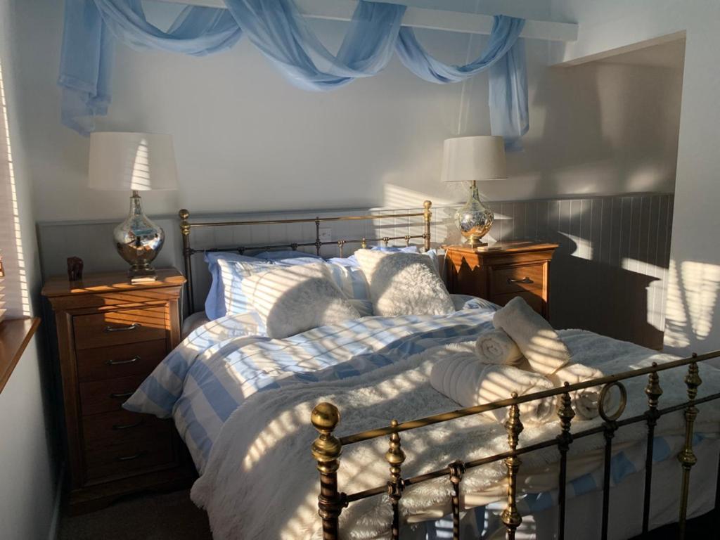 Newton Farmhouse Whiteparish Bagian luar foto